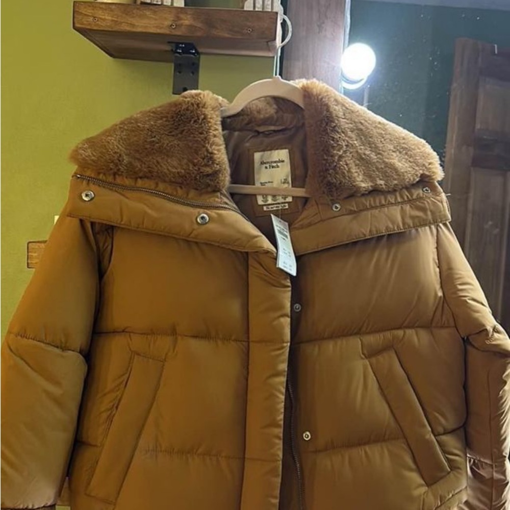 New Abercrombie puff jacket